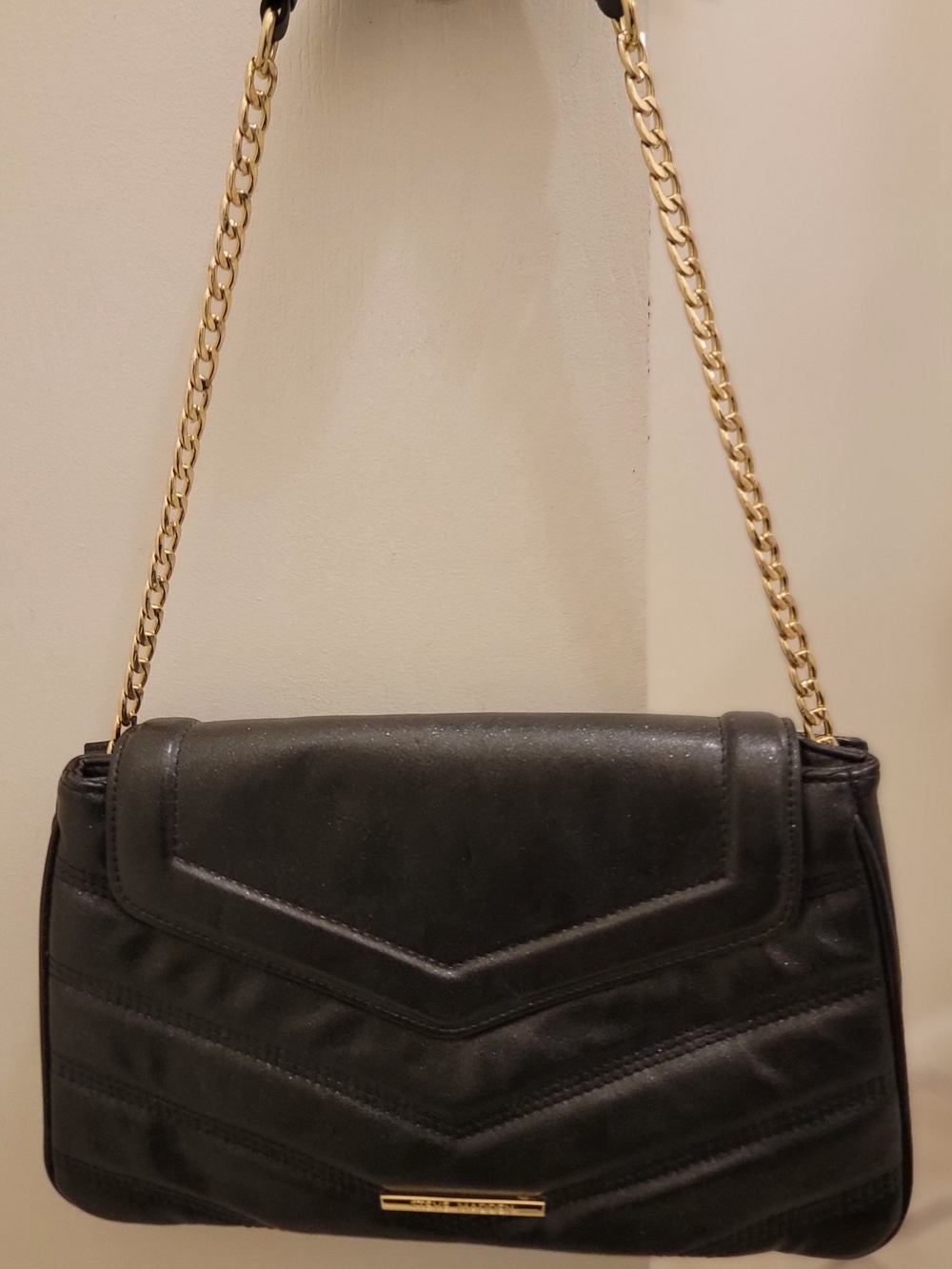 3 bags (Black Quilted Shoulder Bag with Gold Chain)